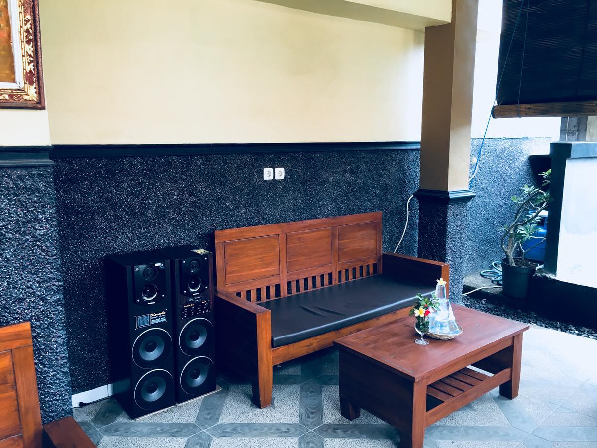Yudhist Guest House Nusa Lembongan  Ngoại thất bức ảnh