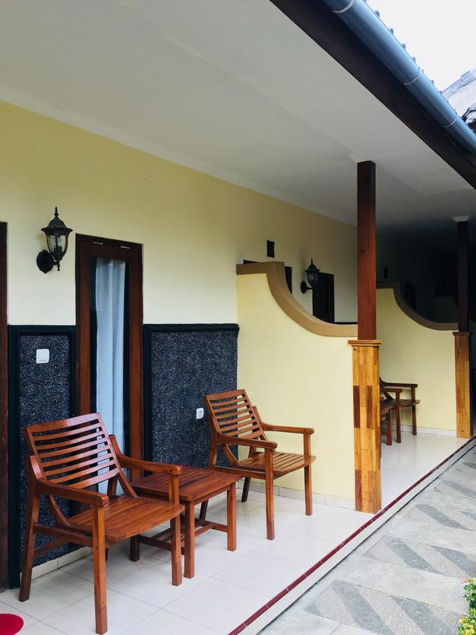 Yudhist Guest House Nusa Lembongan  Ngoại thất bức ảnh