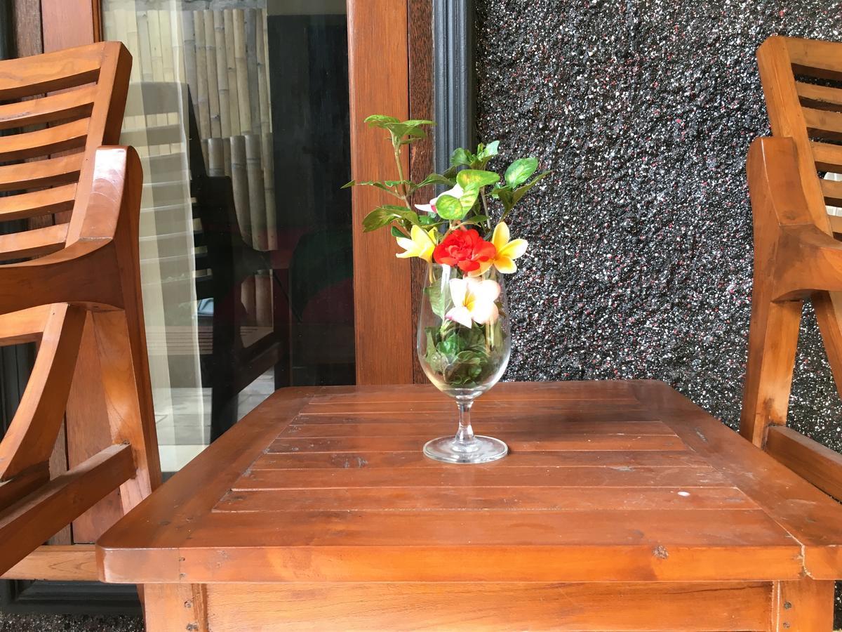 Yudhist Guest House Nusa Lembongan  Ngoại thất bức ảnh
